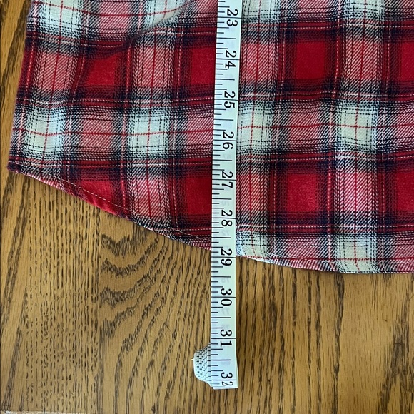 Wisconsin Badgers Red Plaid Button-Up Shirt - Picture 10 of 10